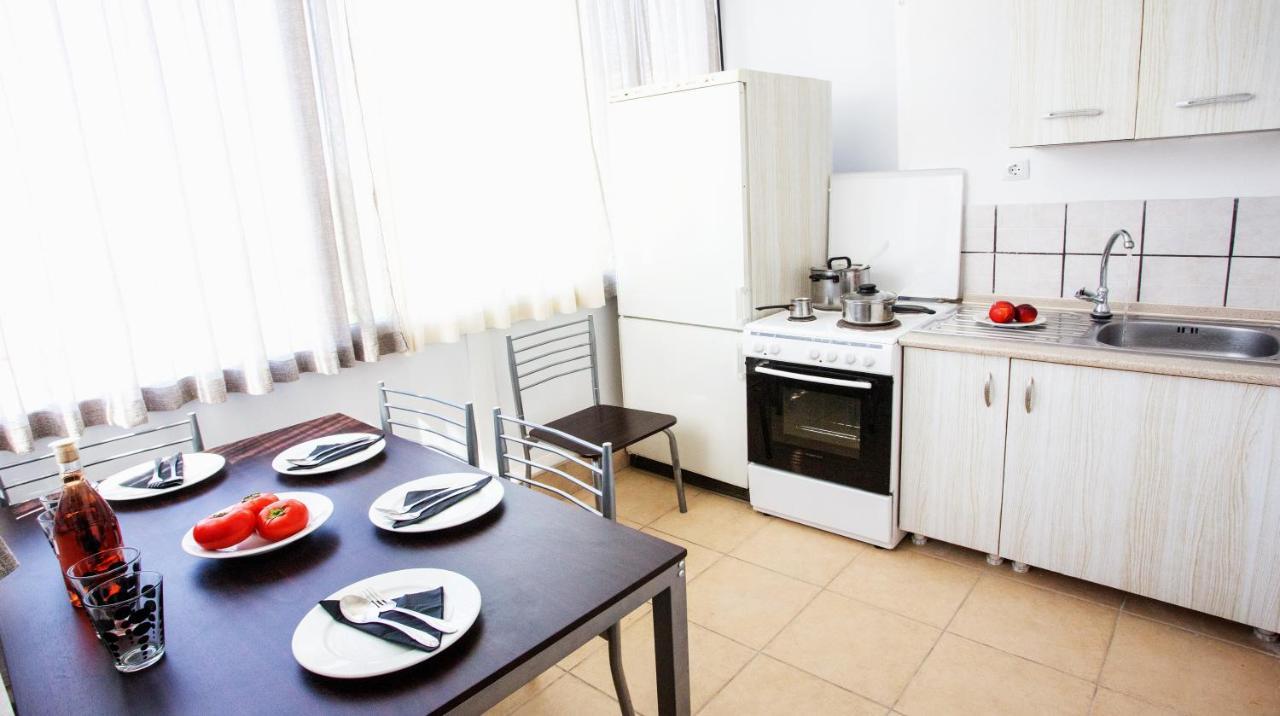 Ammos & Apartment